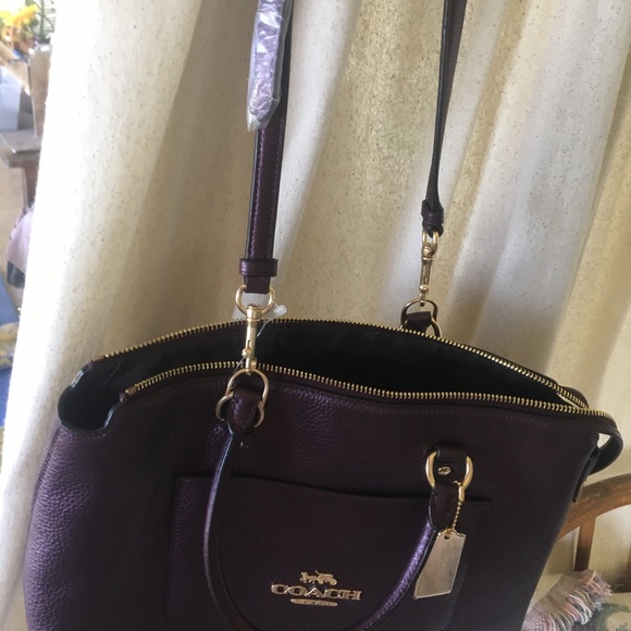 Large Burgundy Coach Handbag. Authentic NWT - Picture 5 of 8